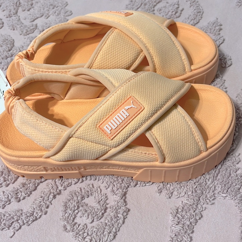 Puma Women Size 7 Mayze Platform Sandals Slingback Peach Pull On Casual Summer